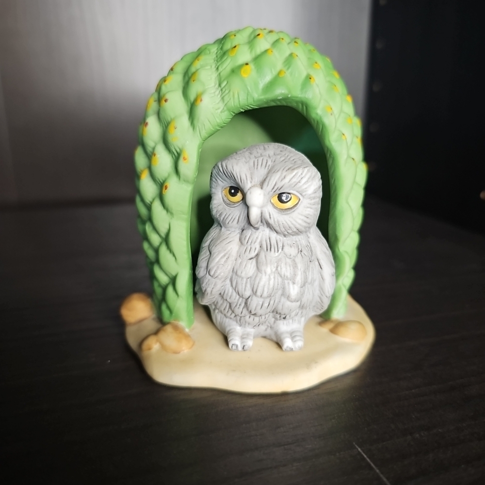 Franklin Mint Porcelain Woodland Surprises Owl Jacqueline B Smith 1984